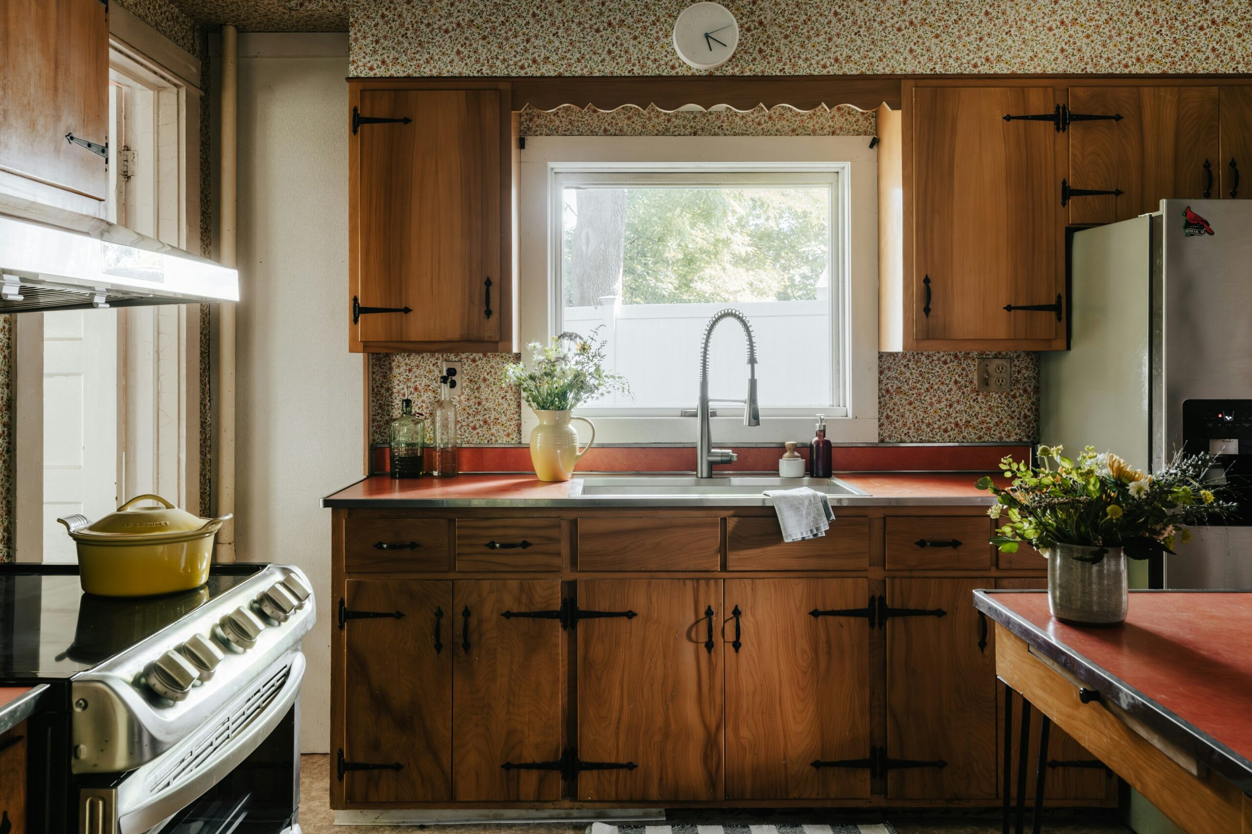 Quick Tips to Make Your Kitchen Cabinets Look Brand New