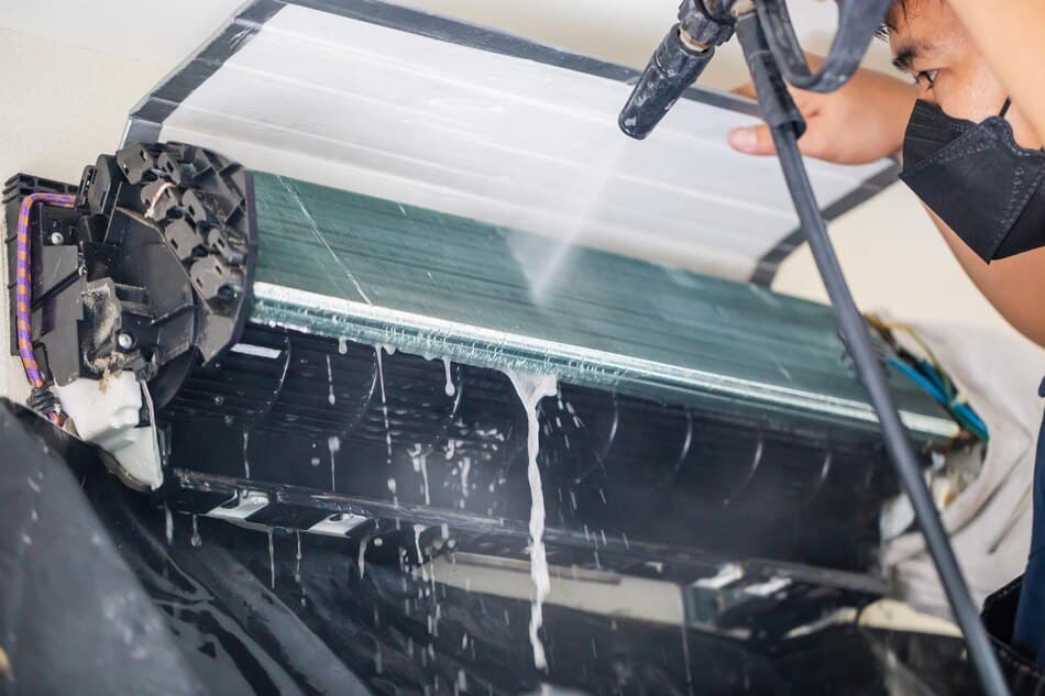 Book Aircon Chemical Overhaul Service